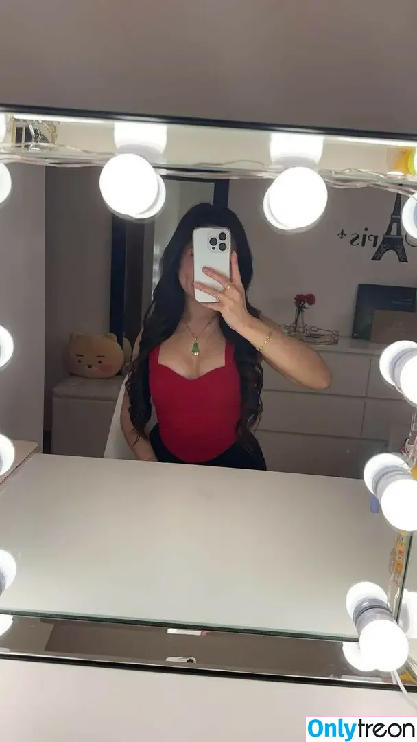 Cari Do nude photo #0040 (Cari_do1 / sasssysiumai)