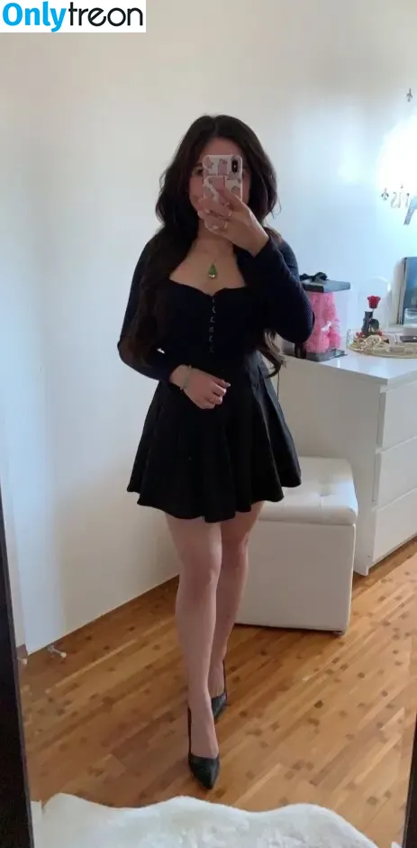 Cari Do nude photo #0064 (Cari_do1 / sasssysiumai)