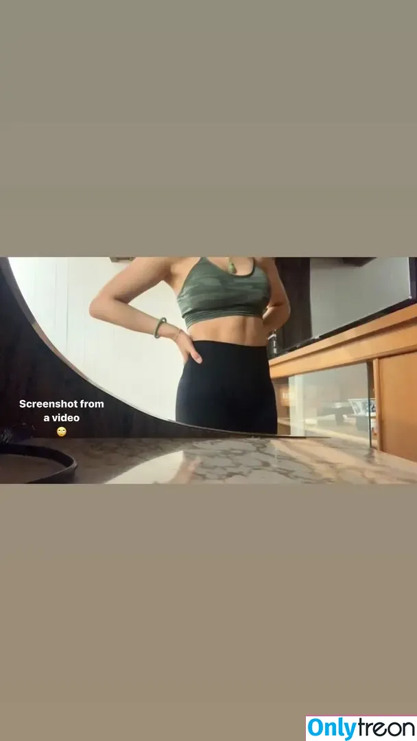 Cari Do nude photo #0075 (Cari_do1 / sasssysiumai)