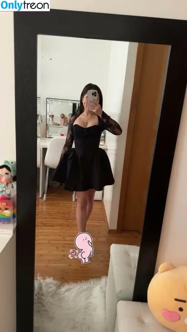 Cari Do nude photo #0085 (Cari_do1 / sasssysiumai)