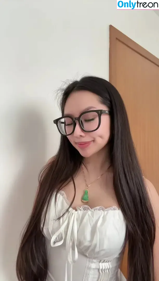 Cari Do nude photo #0088 (Cari_do1 / sasssysiumai)
