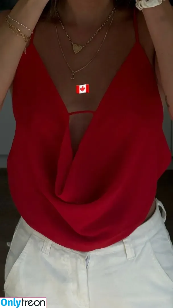 Carla Bezanson nude photo #0209 (carlabezanson)