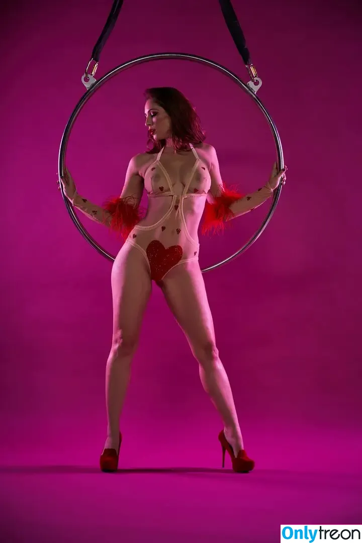 Carlotta Champagne nude photo #0076 (carlottachampagne / thecarlotta)
