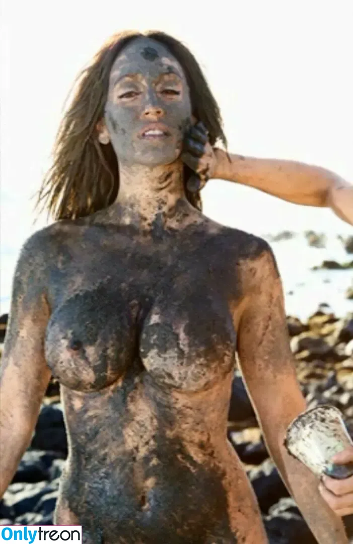 Carmen Garcia nude photo #5413 (carmengar__)