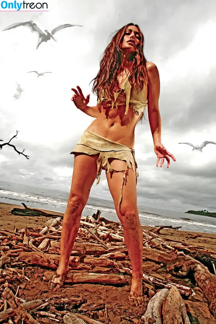 Carmen Garcia nude photo #5441 (carmengar__)