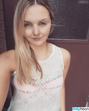  nude photo #0001