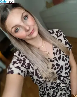  nude photo #0011