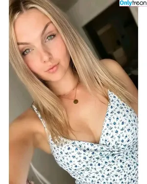  nude photo #0030