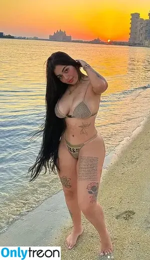 Carol Mourah / carolmourah nude photo #0001