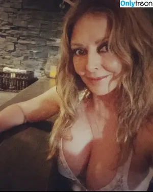 Carol Vorderman / carolvorders nude photo #0003