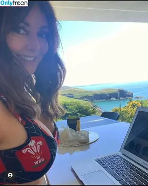 Carol Vorderman / carolvorders nude photo #0005