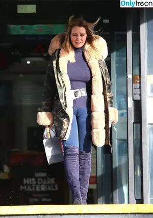 Carol Vorderman / carolvorders nude photo #0061