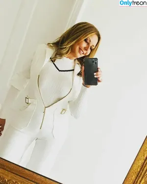 Carol Vorderman / carolvorders nude photo #0201