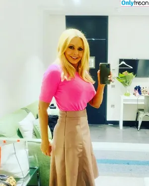 Carol Vorderman / carolvorders nude photo #0203