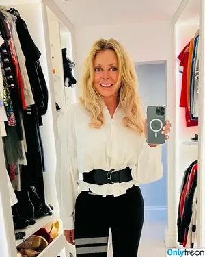 Carol Vorderman / carolvorders nude photo #0211