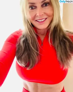 Carol Vorderman / carolvorders nude photo #0220