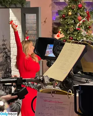 Carol Vorderman / carolvorders nude photo #0702