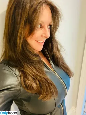 Carol Vorderman / carolvorders nude photo #0759