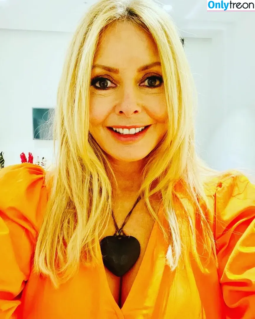 Carol Vorderman nude photo #0204 (carolvorders)