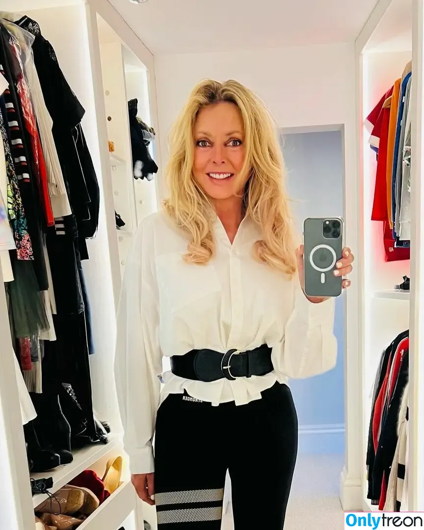 Carol Vorderman nude photo #0211 (carolvorders)