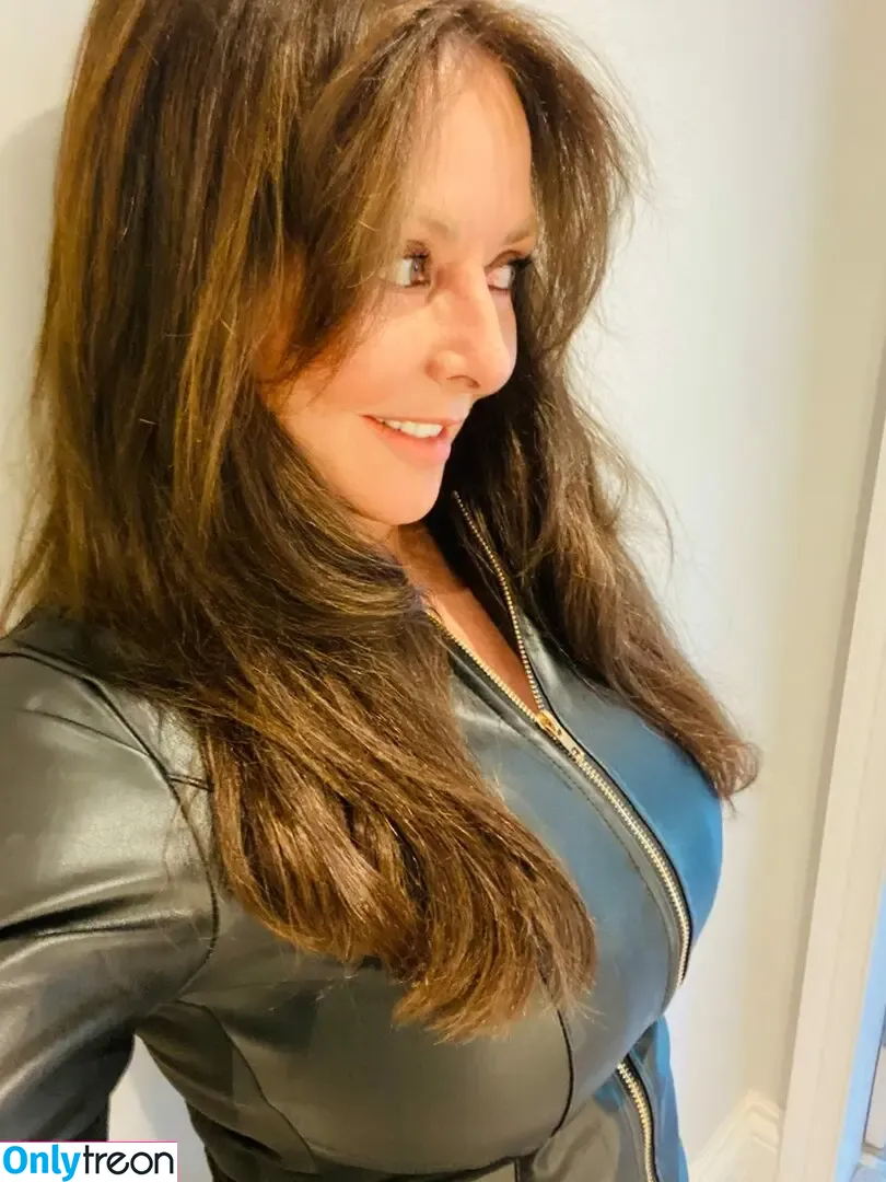 Carol Vorderman nude photo #0759 (carolvorders)