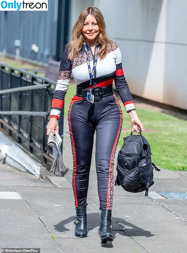 Carol Vorderman nude photo #0781 (carolvorders)