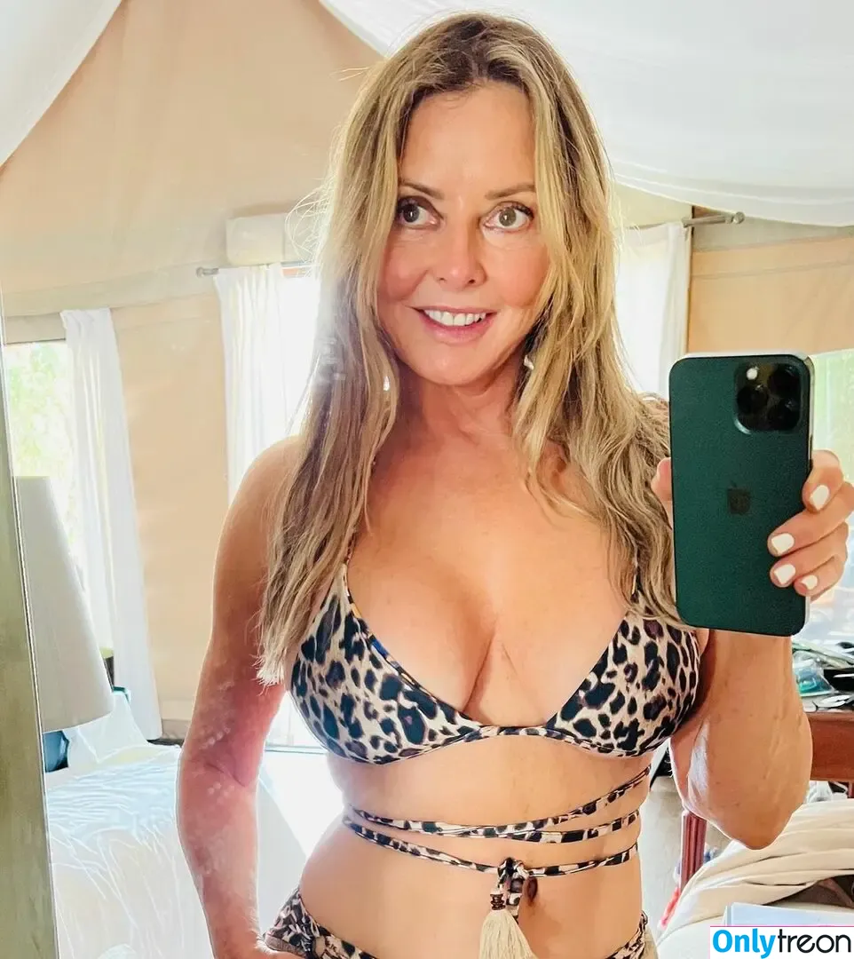 Carol Vorderman nude photo #0982 (carolvorders)