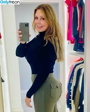 Carol Vorderman / carolvorders nude photo #1782