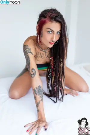 Caroleta Roots / caroleta.roots / caroletaroots nude photo #0049