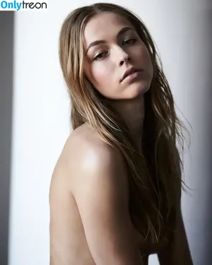 Caroline Kelley / carolineannkelley nude photo #0012