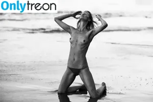 Caroline Winberg / carolinewinberg nude photo #0013