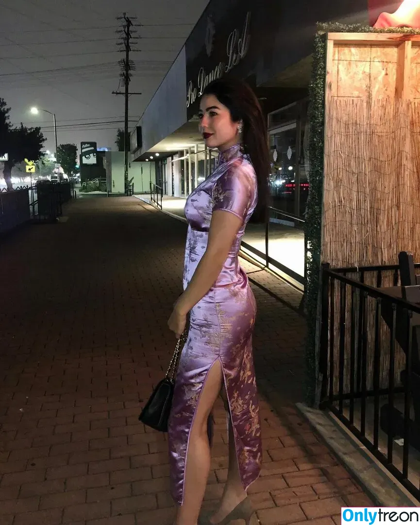 CarolineKwan nude photo #0053 (carolinekwann)