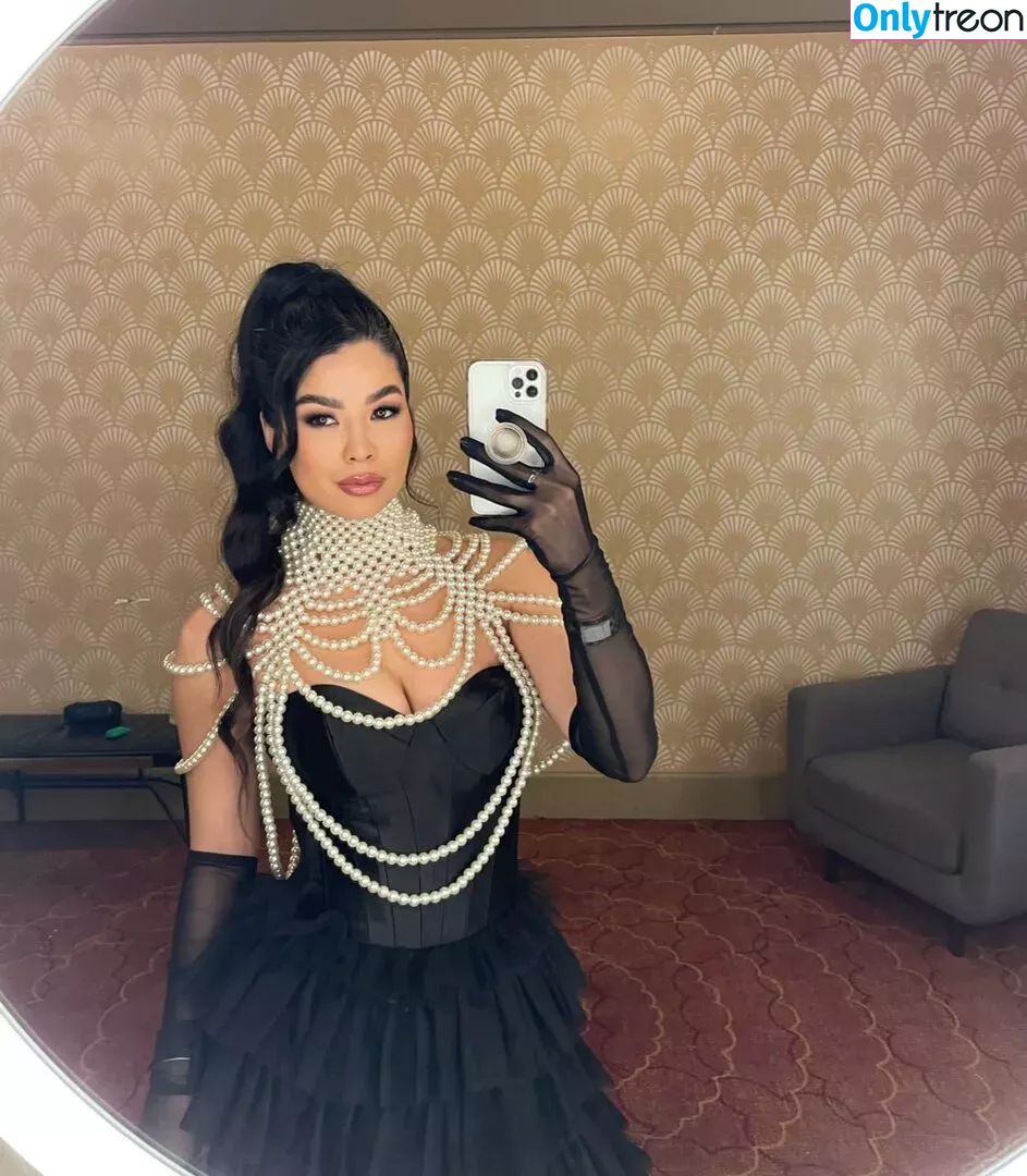 CarolineKwan nude photo #0292 (carolinekwann)