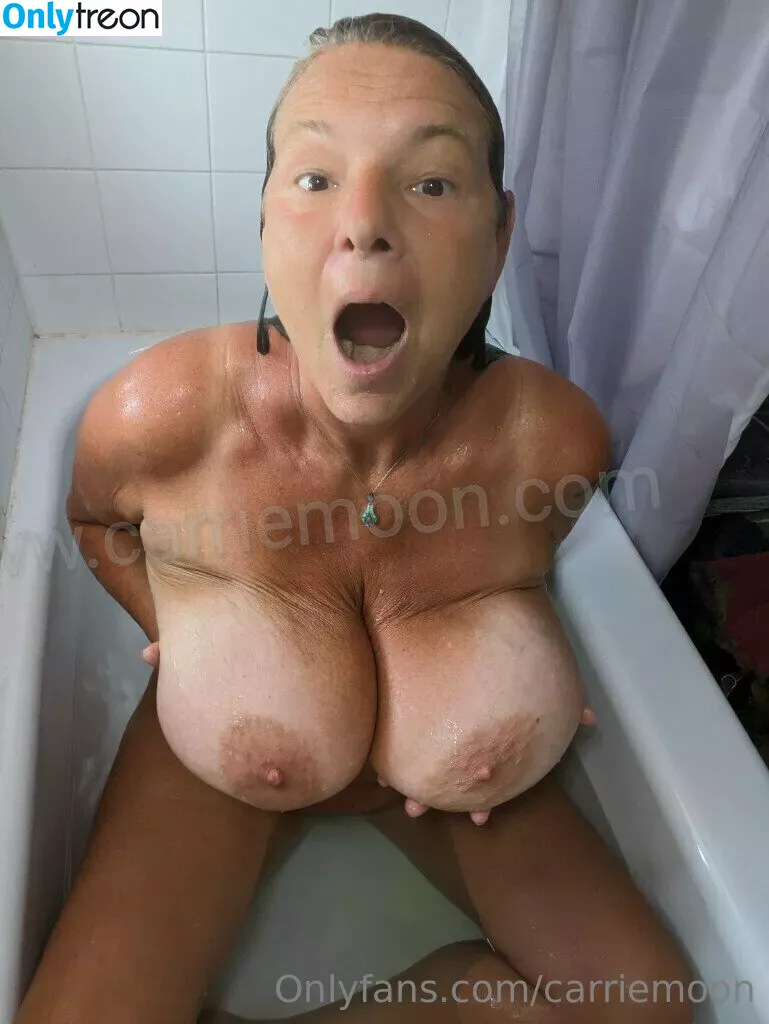 carriemoon nude photo #0028 (canadiancarriemoon)