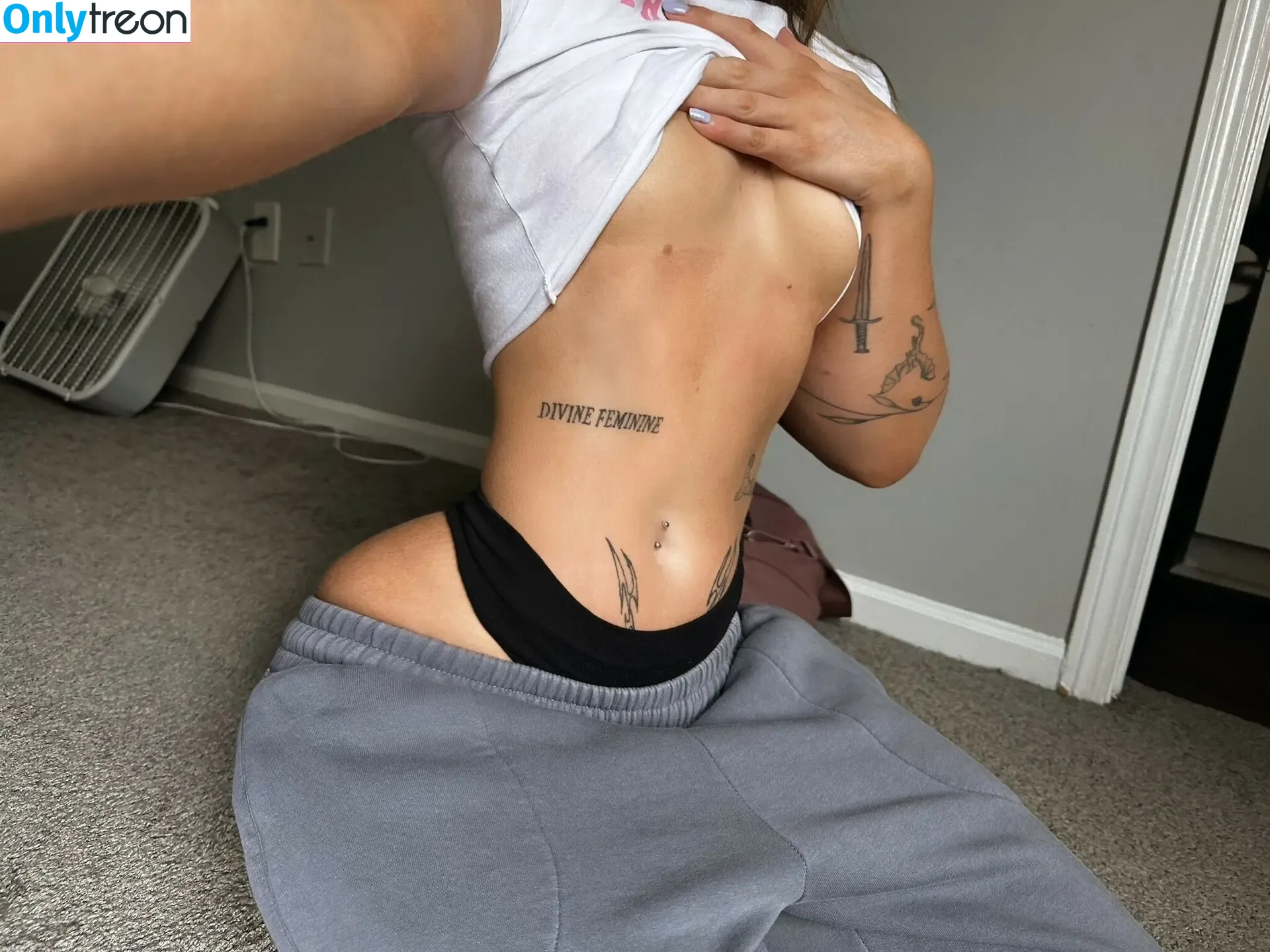 Carsenlifts nude photo #0034 (Carsenalexandr)