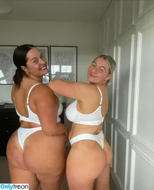 Carys Whittaker / busybeecarys / carys.whittaker / karlawhittake14 nude photo #0232