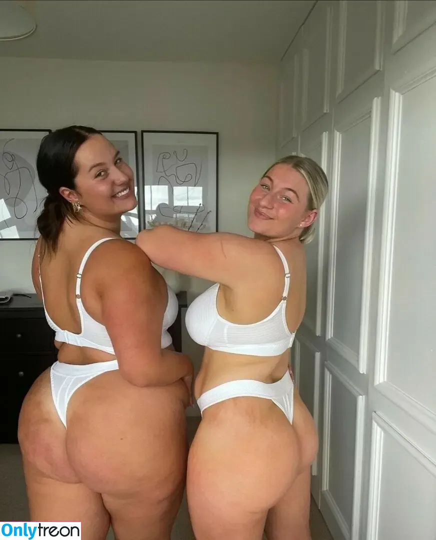 Carys Whittaker nude photo #0232 (busybeecarys / carys.whittaker / karlawhittake14)