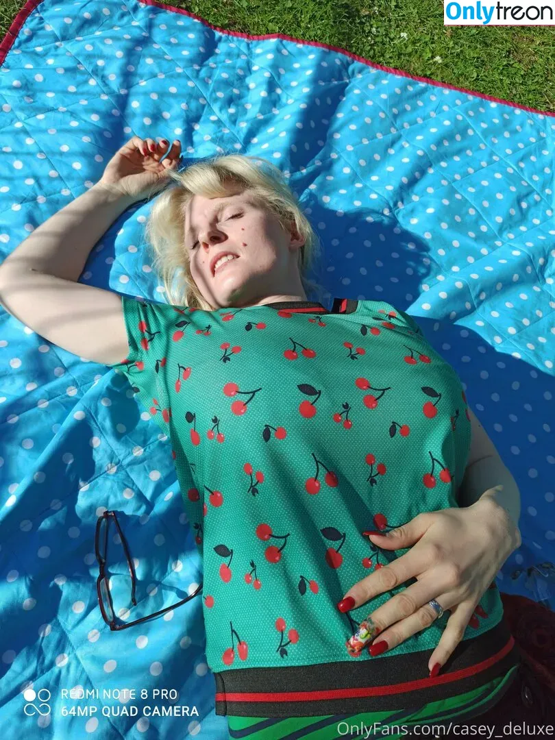 Casey Deluxe nude photo #0039 (casey_deluxe / caseydeluxe / caseydeluxe2.0)