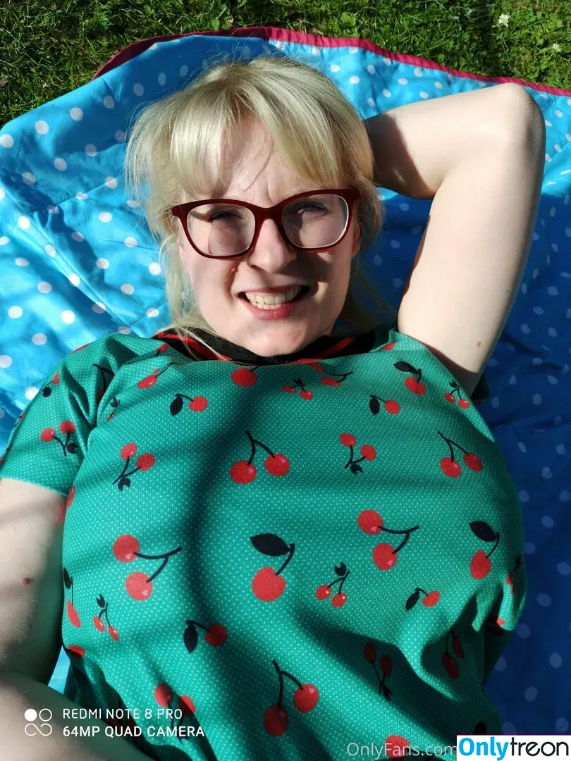 Casey Deluxe nude photo #0079 (casey_deluxe / caseydeluxe / caseydeluxe2.0)
