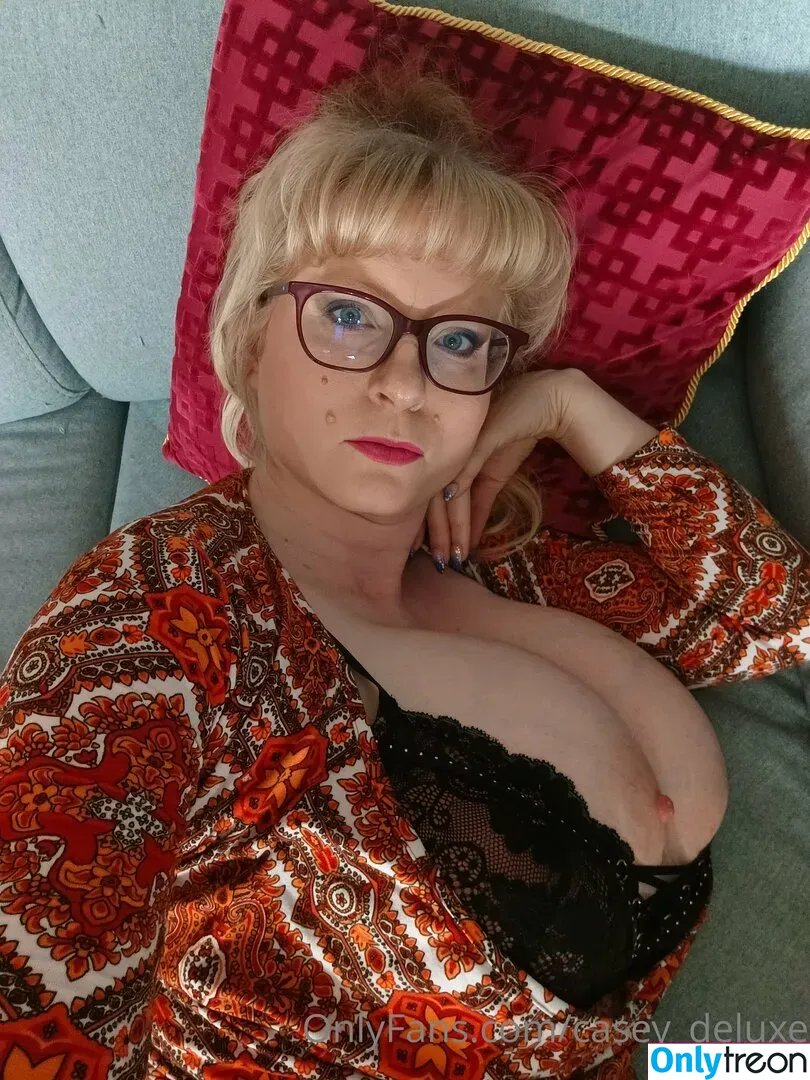 Casey Deluxe nude photo #0108 (casey_deluxe / caseydeluxe / caseydeluxe2.0)