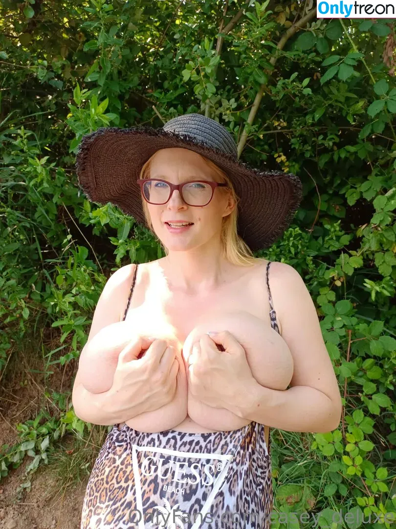 Casey Deluxe nude photo #0194 (casey_deluxe / caseydeluxe / caseydeluxe2.0)