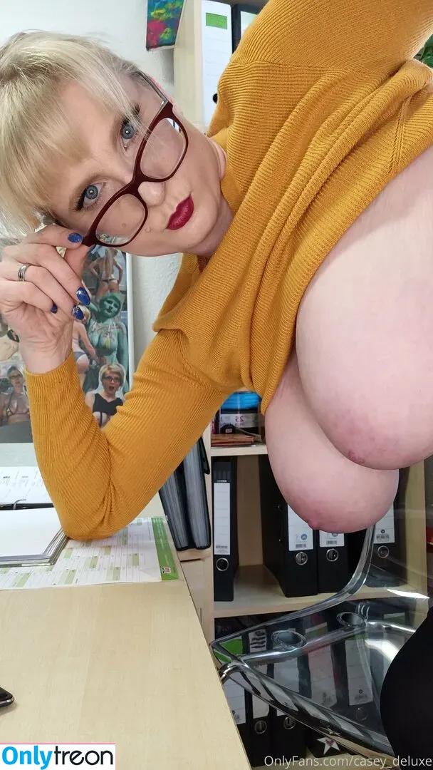 Casey Deluxe nude photo #0351 (casey_deluxe / caseydeluxe / caseydeluxe2.0)