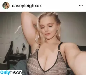 Casey Leigh / Caseyleighxox / carolinababy95 / caseyleighx / theprivatelifeofcasey nude photo #0259