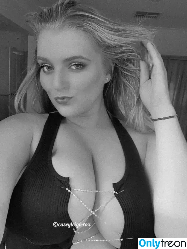Casey Leigh nude photo #0433 (Caseyleighxox / carolinababy95 / caseyleighx / theprivatelifeofcasey)
