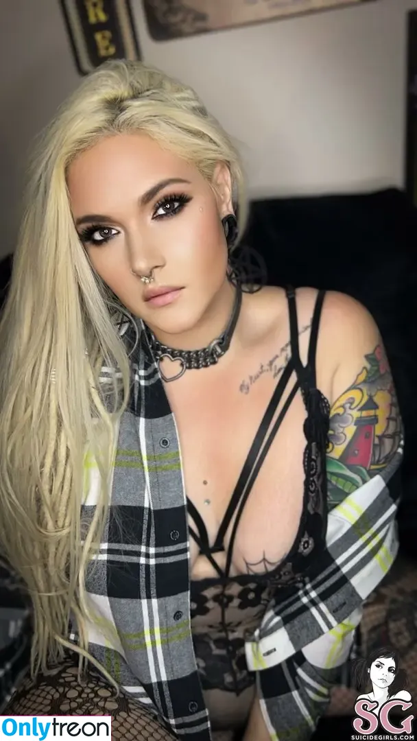 Caspianjanexx nude photo #0030 (caspian_jane_xx / caspianxr)