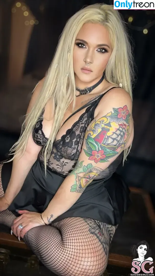 Caspianjanexx nude photo #0036 (caspian_jane_xx / caspianxr)