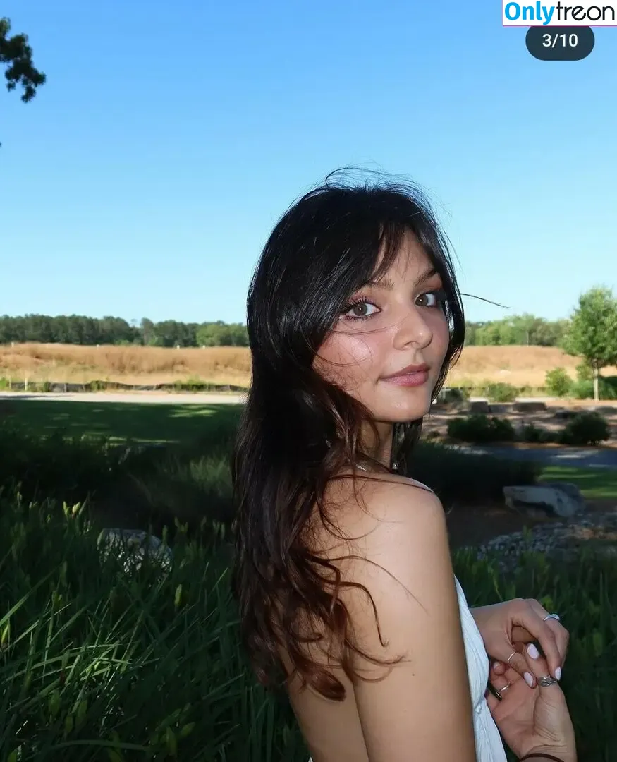 Cassady McClincy nude photo #0211 (cassadymcclincy)