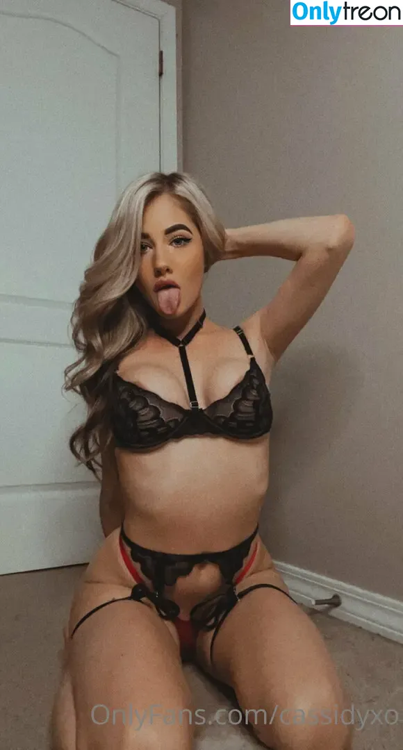 cassidyxo nude photo #0289 (thecassidyxo)