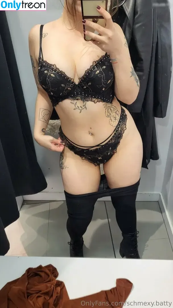 Cassie.Batty nude photo #0018 (LadyMariaNapier)