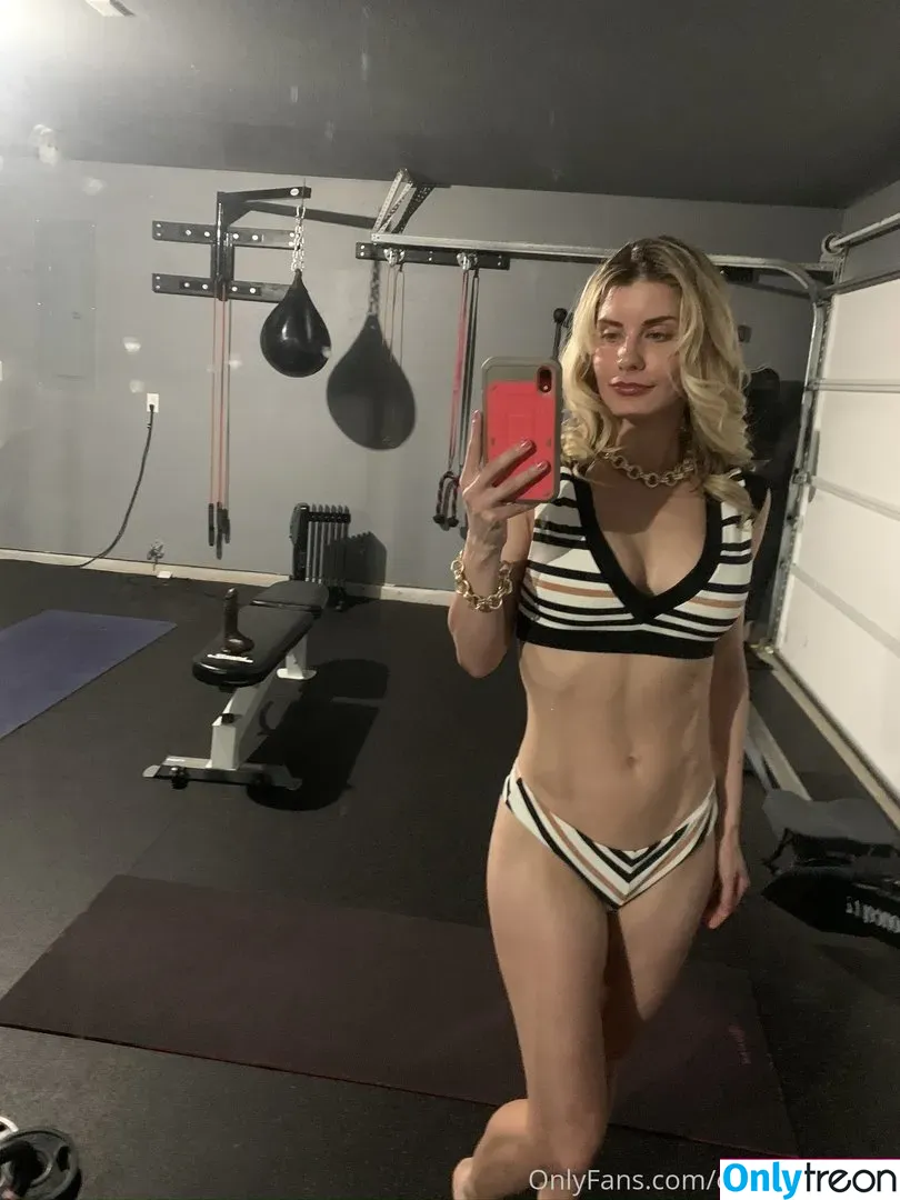 Cassie Bender nude photo #0085 (CassieBenderX / anyuser / cassiebenderfit)
